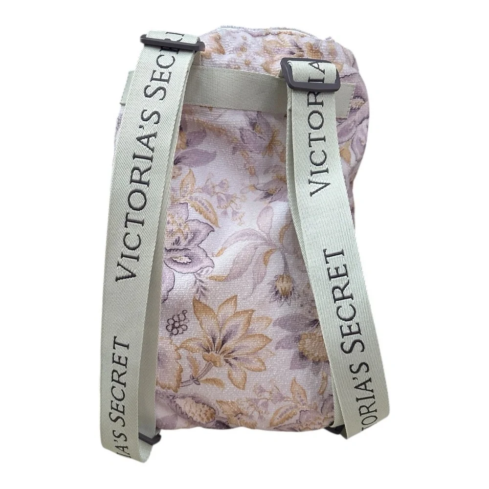 VICTORIA'S SECRET Packable Beach Blanket